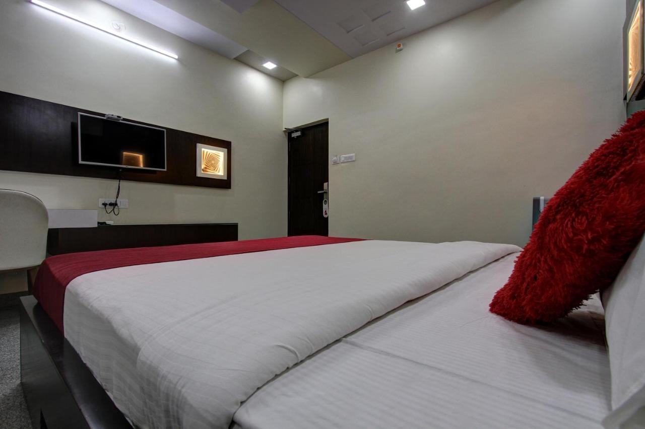 Hotel Le Grande Bijāpur Exterior foto